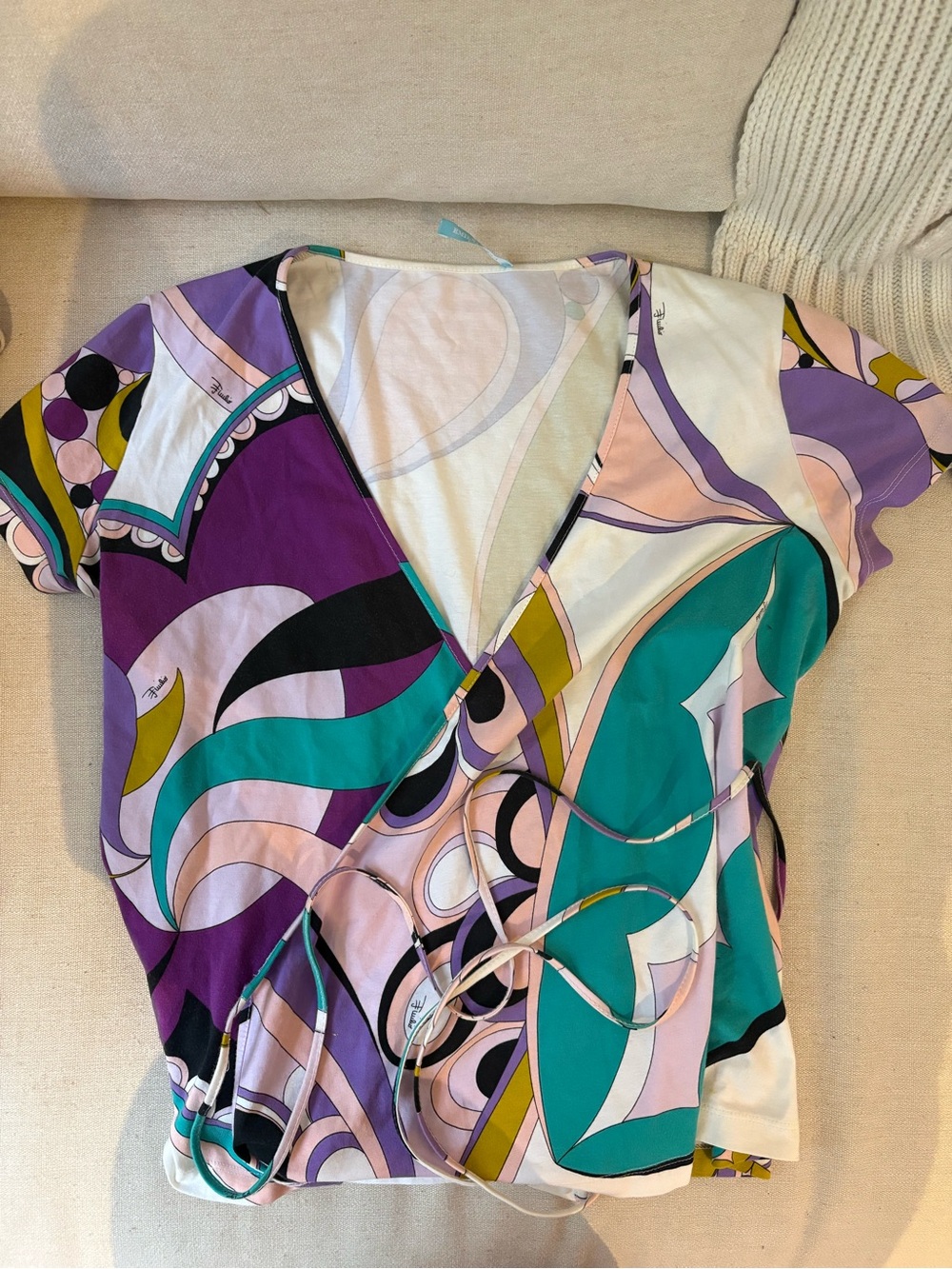 Pucci wrap top